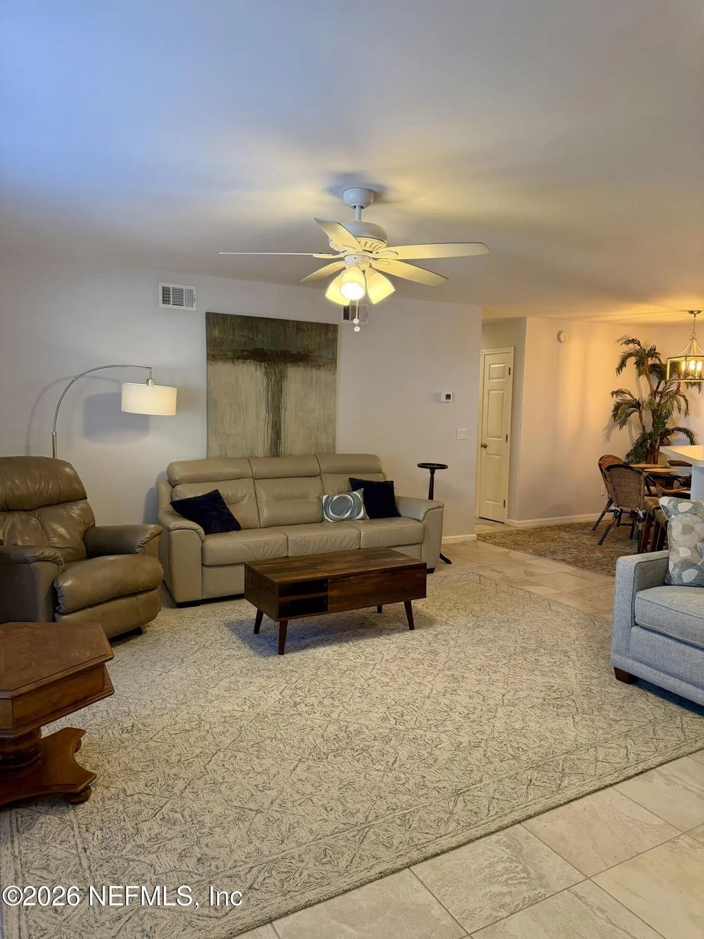 13715 Richmond Park Drive N 201, Jacksonville