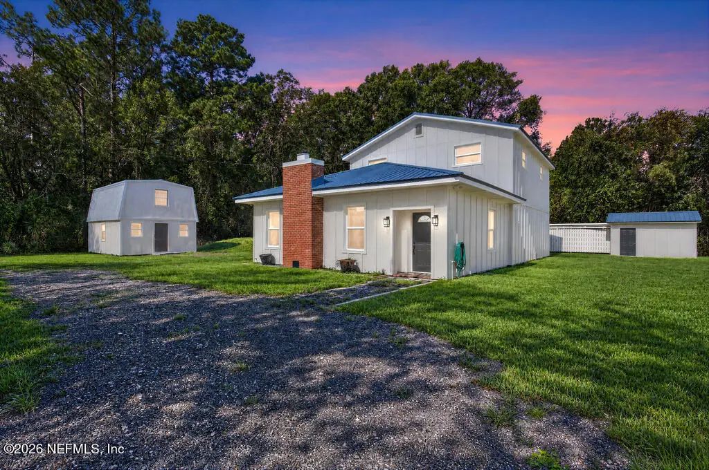44259 Artesian Boulevard, Callahan