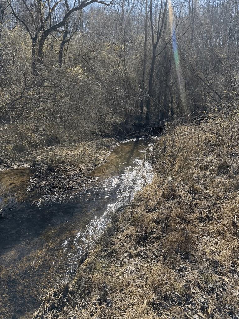 00 Heaton Road, Marble