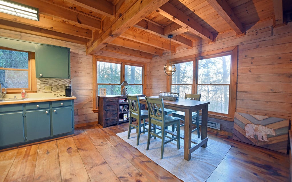 226 Pine Tree Drive, Epworth GA Epworth Cabin Homes For Sale