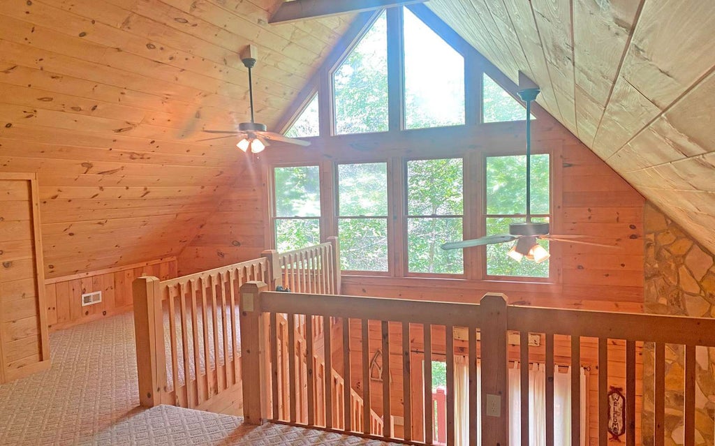 142 Arrow Ridge Road, Mccaysville GA Mccaysville Log Cabin Homes For Sale