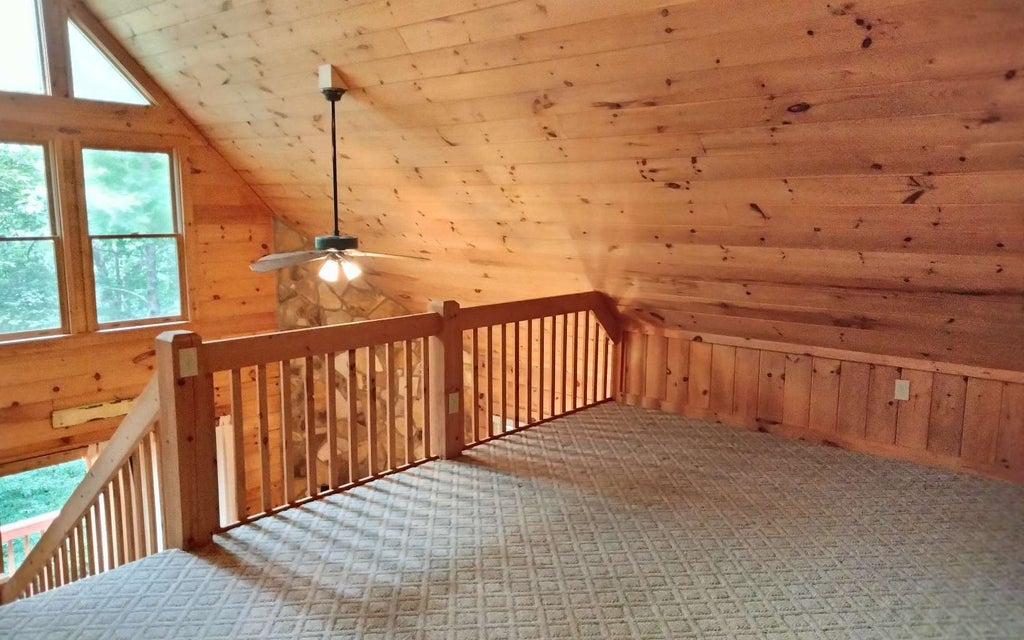 142 Arrow Ridge Road, Mccaysville GA Mccaysville Log Cabin Homes For Sale