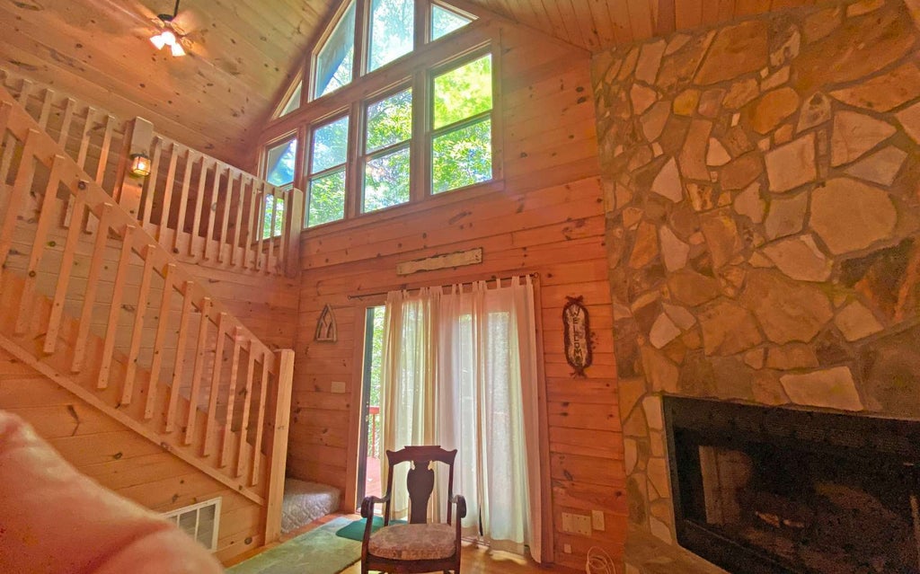 142 Arrow Ridge Road, Mccaysville GA Mccaysville Log Cabin Homes For Sale