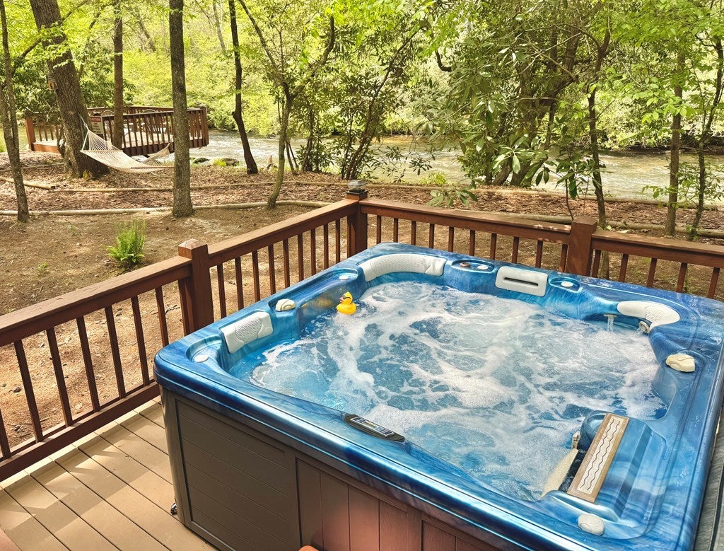 1192 Sunset Road, Epworth GA Epworth Log Cabin Homes For Sale