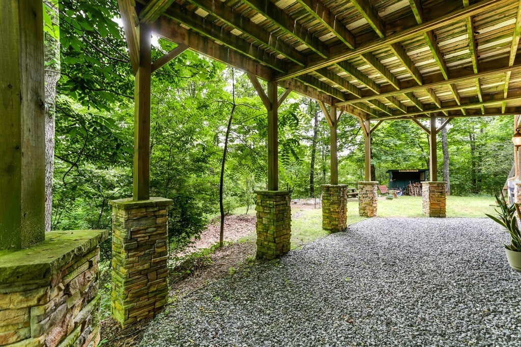 812 Wildflower Ridge, Warne NC Warne Cabin Homes For Sale