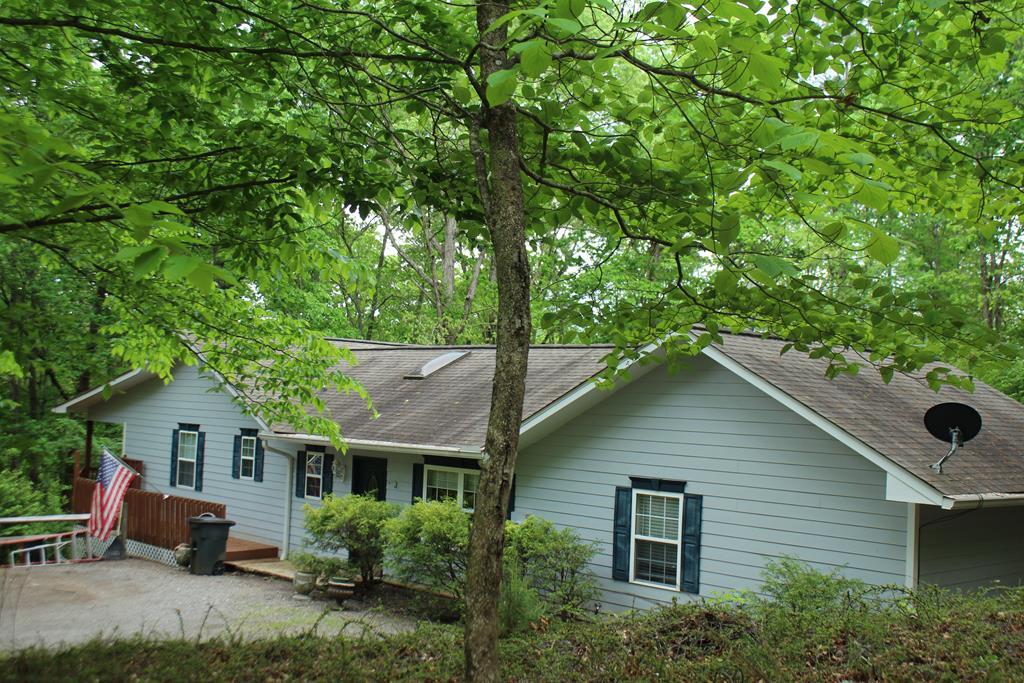 6961 Woodlake Circle, Young Harris