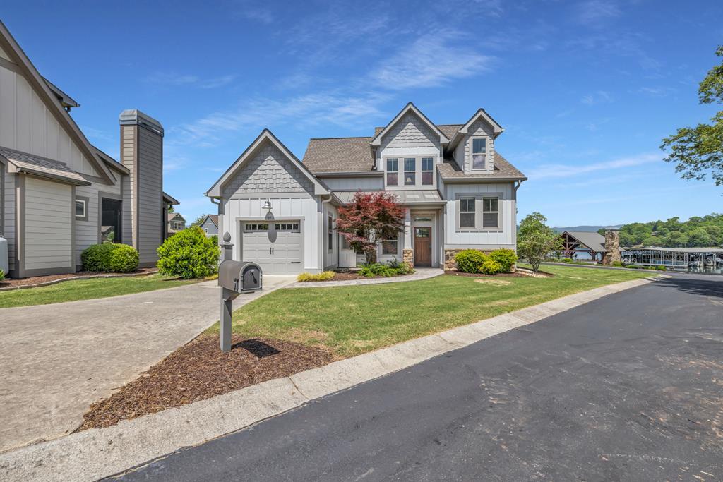 57 Elf School Way, Hayesville