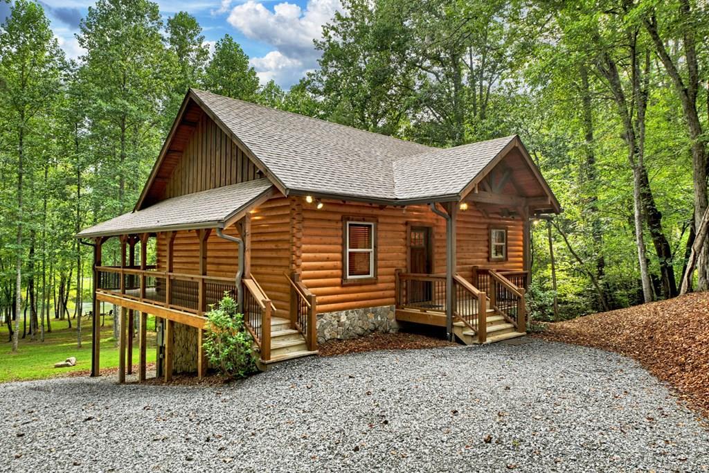 125 Blackberry Drive, Mineral Bluff