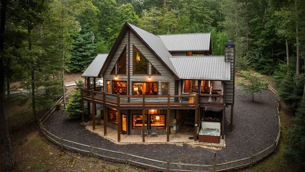 12 Heights Overlook, Cherry Log