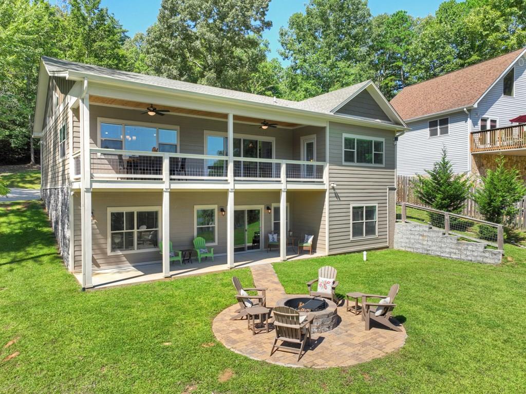 210 Twin Brook Drive, Blairsville