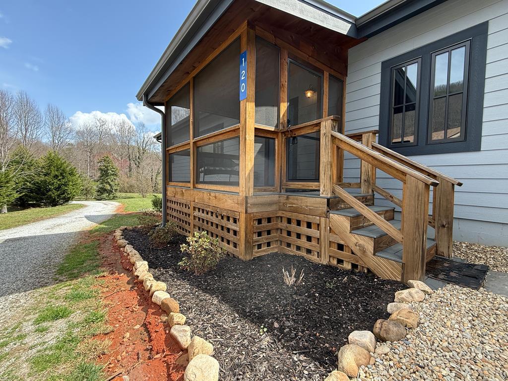 120 Maple Springs Lane, Clayton