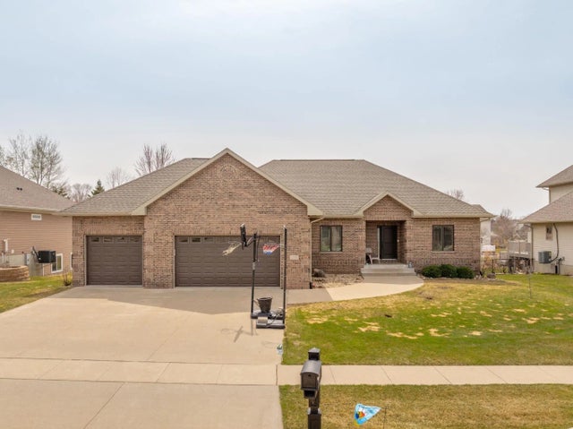 Photo of Listing #20251465