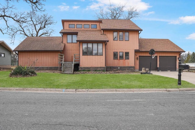 Photo of Listing #20251555
