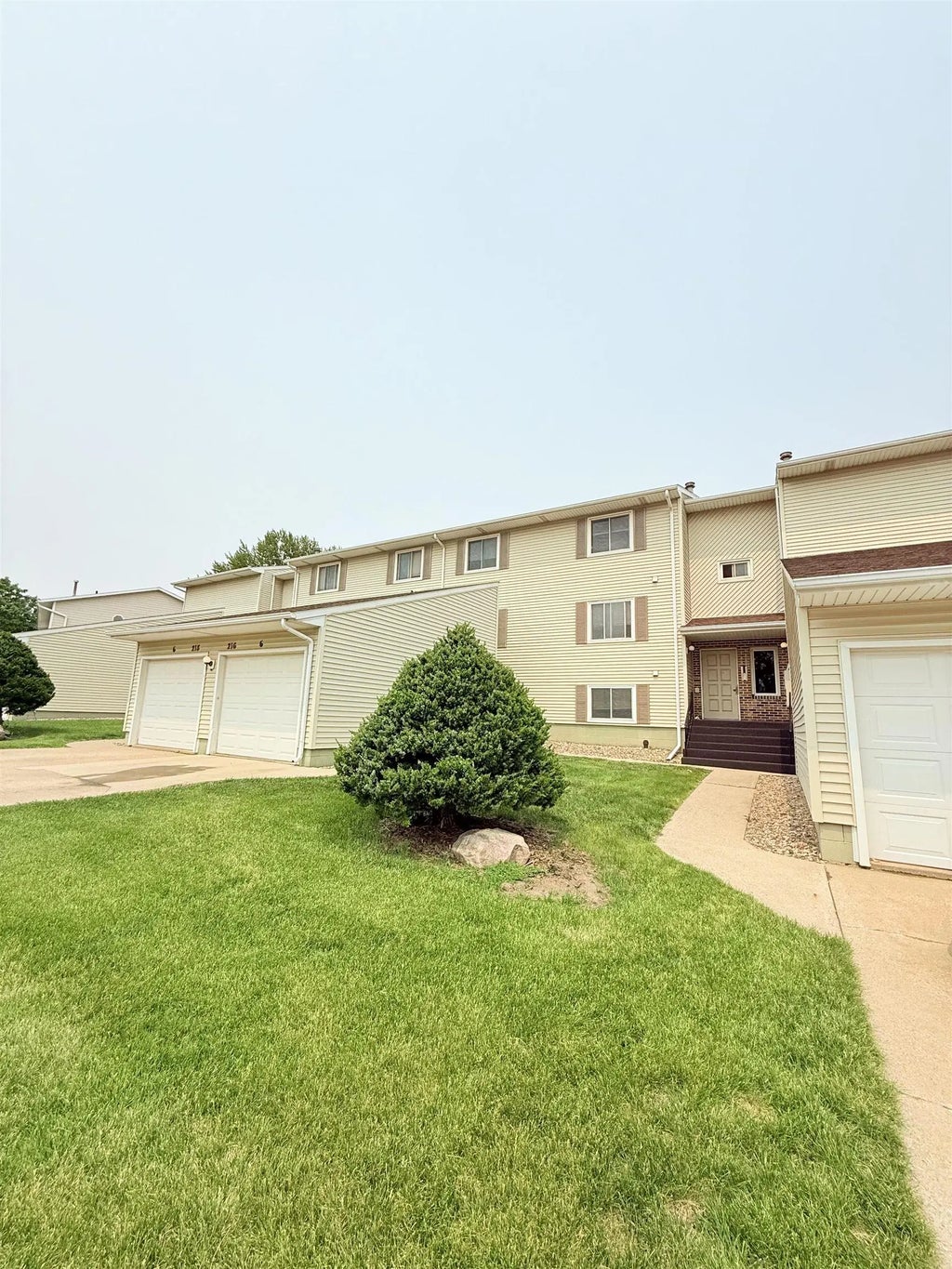 218 W Park Lane 3, Waterloo