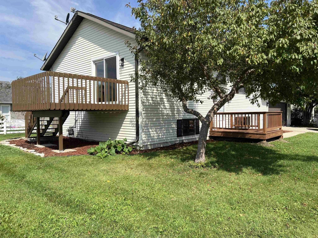 2521 Gk Avenue, Decorah