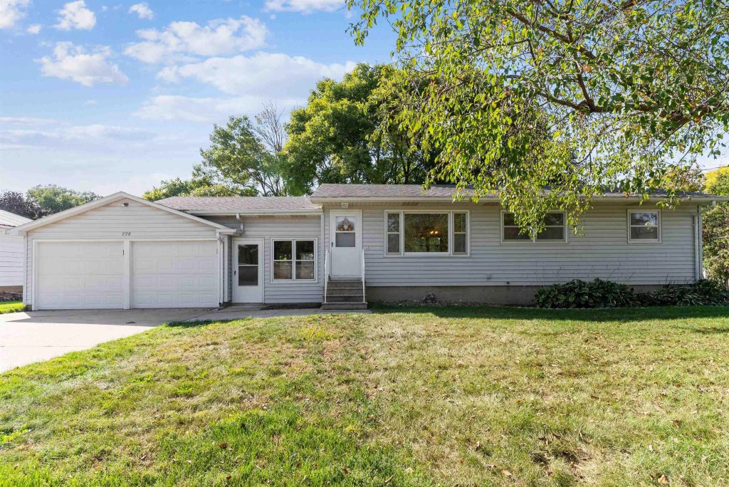 228 Cedar Street, Hudson