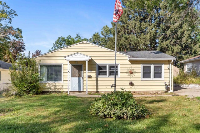 Photo of Listing #20254857