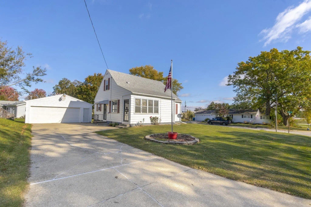 1108 Maynard Avenue, Waterloo