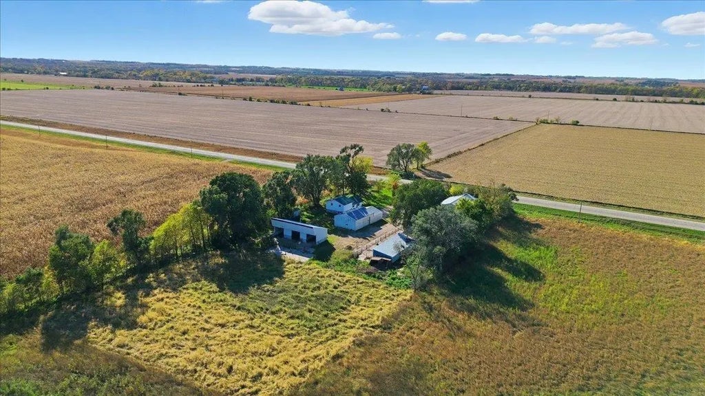 16525 Hwy 188, Clarksville