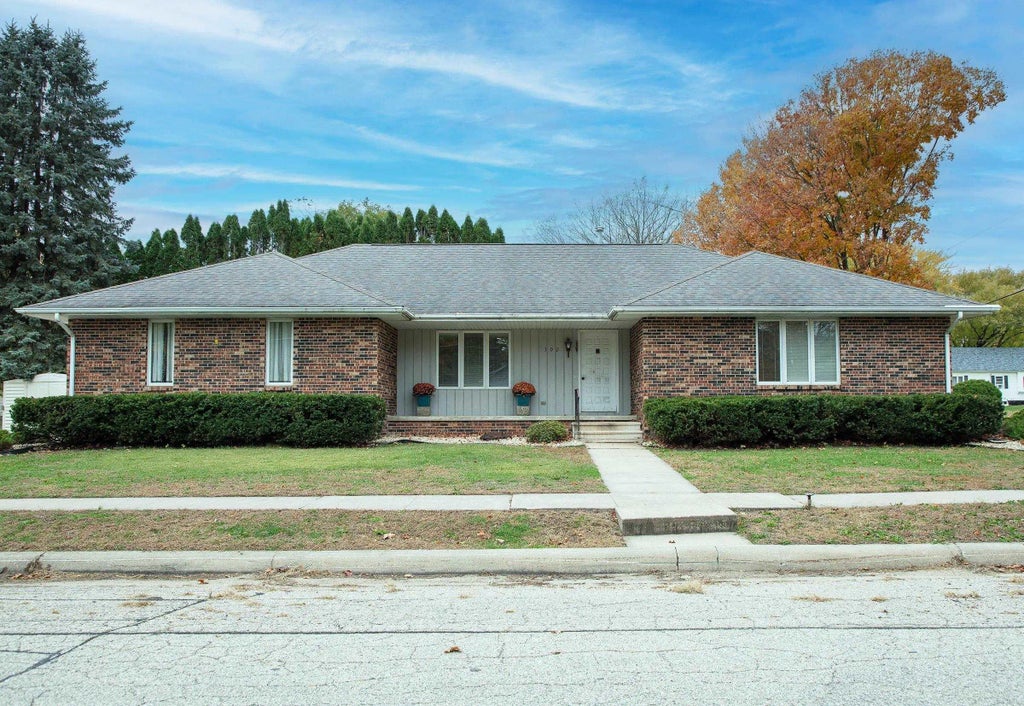 302 Andrews Street, Nashua