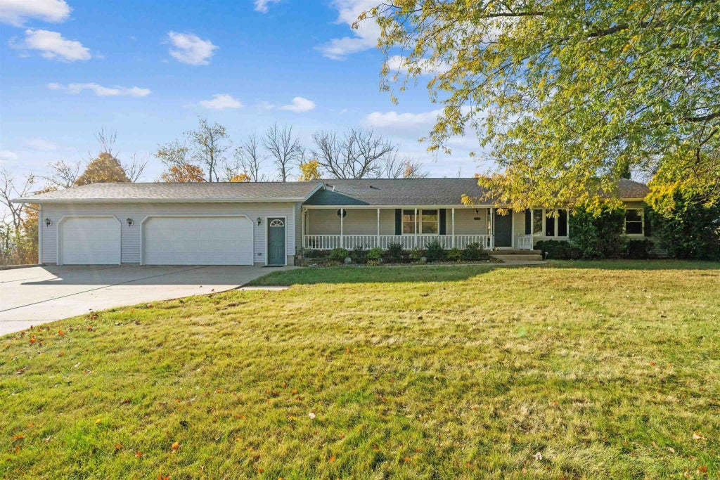 212 Eagle Drive, McGregor