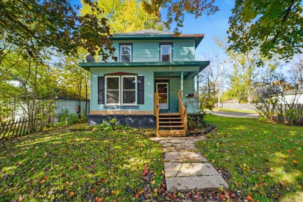 410 1st Ave Nw, Oelwein