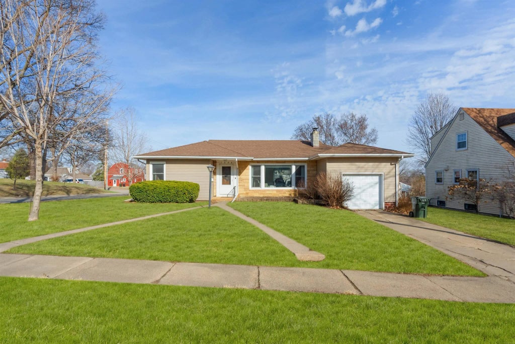 1804 Tremont St Street, Cedar Falls