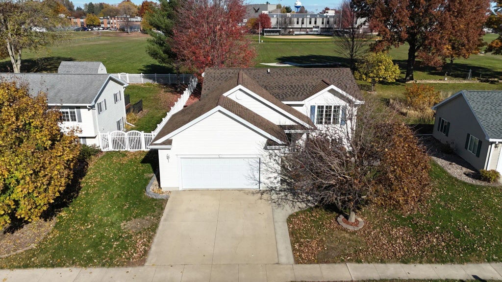 1402 Leitha Terrace, Waverly