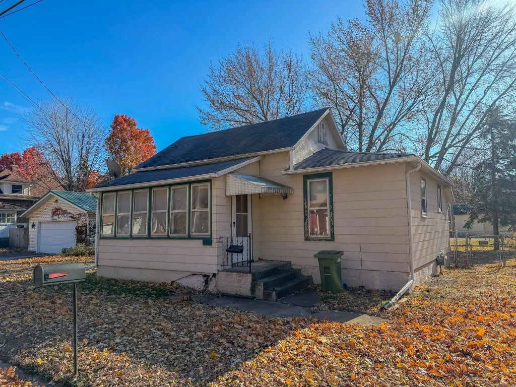 319 Nw 6th Avenue, Waverly