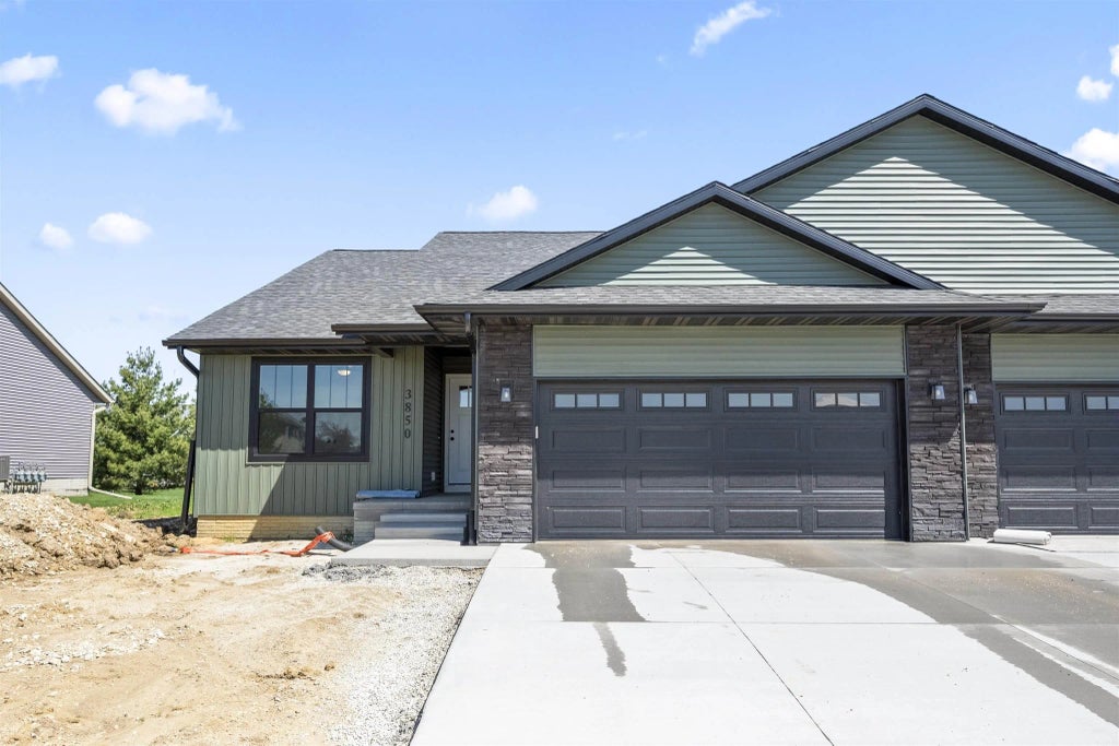 4170 Mystic Drive, Waterloo