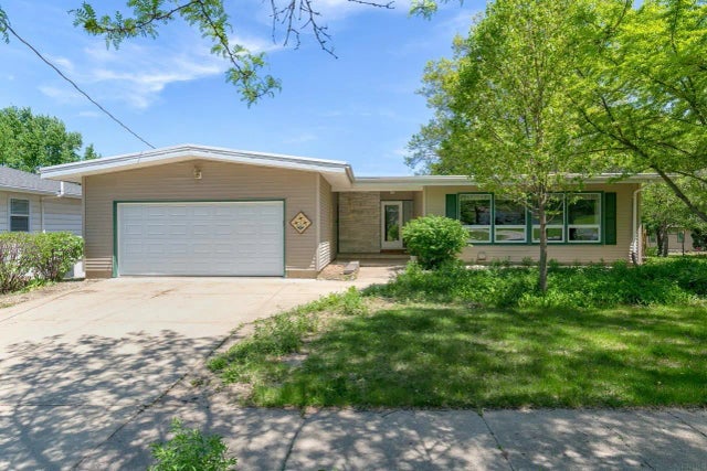 Photo of Listing #20260010