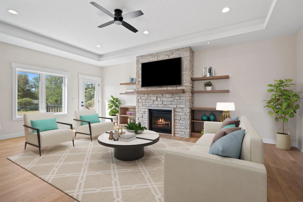 1019 Ne 2nd Avenue, Waverly