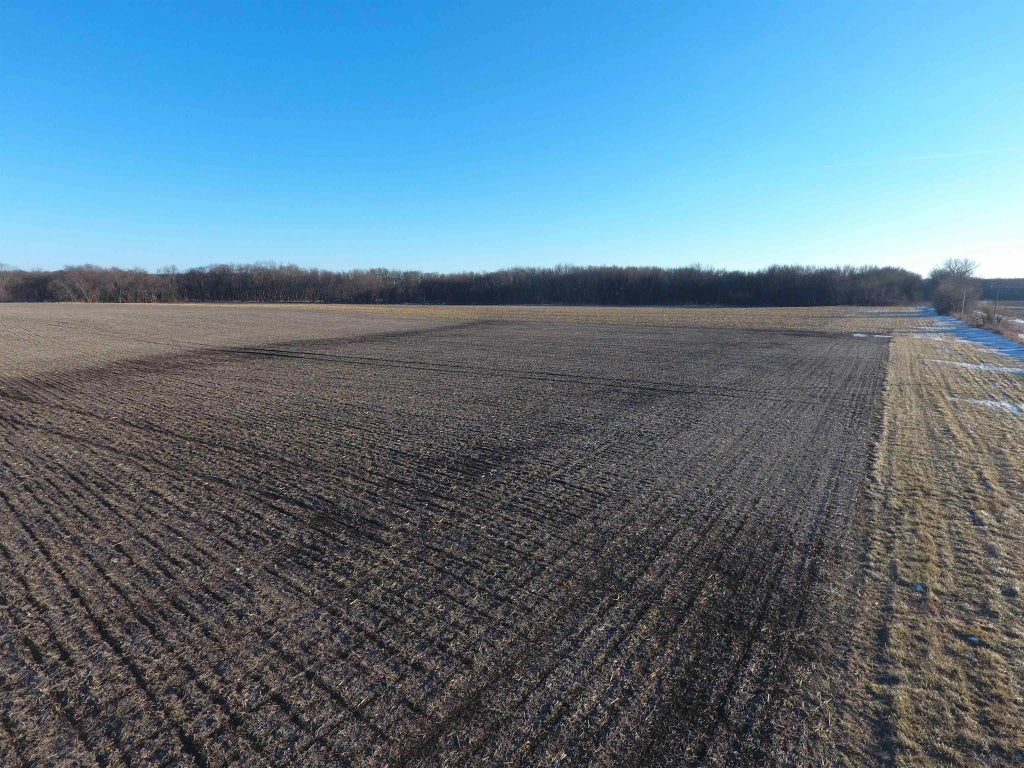 76.5 Acres T Avenue, Buckingham