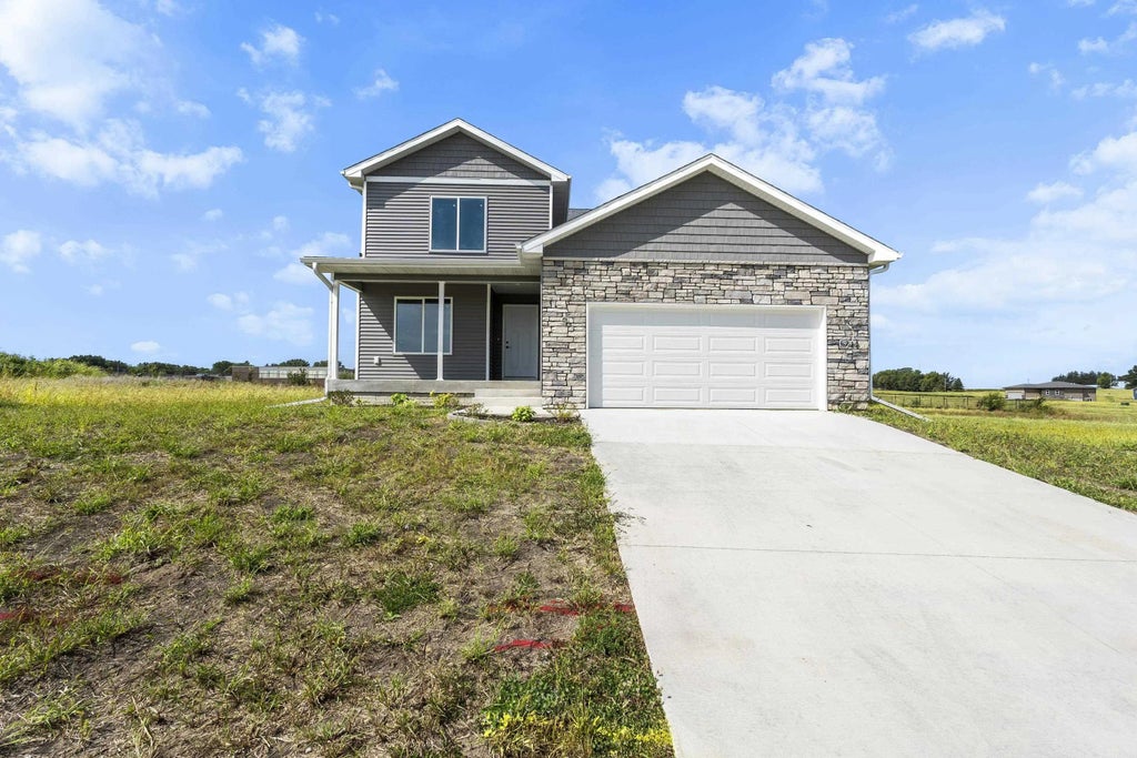 5744 Wall Street, Waterloo