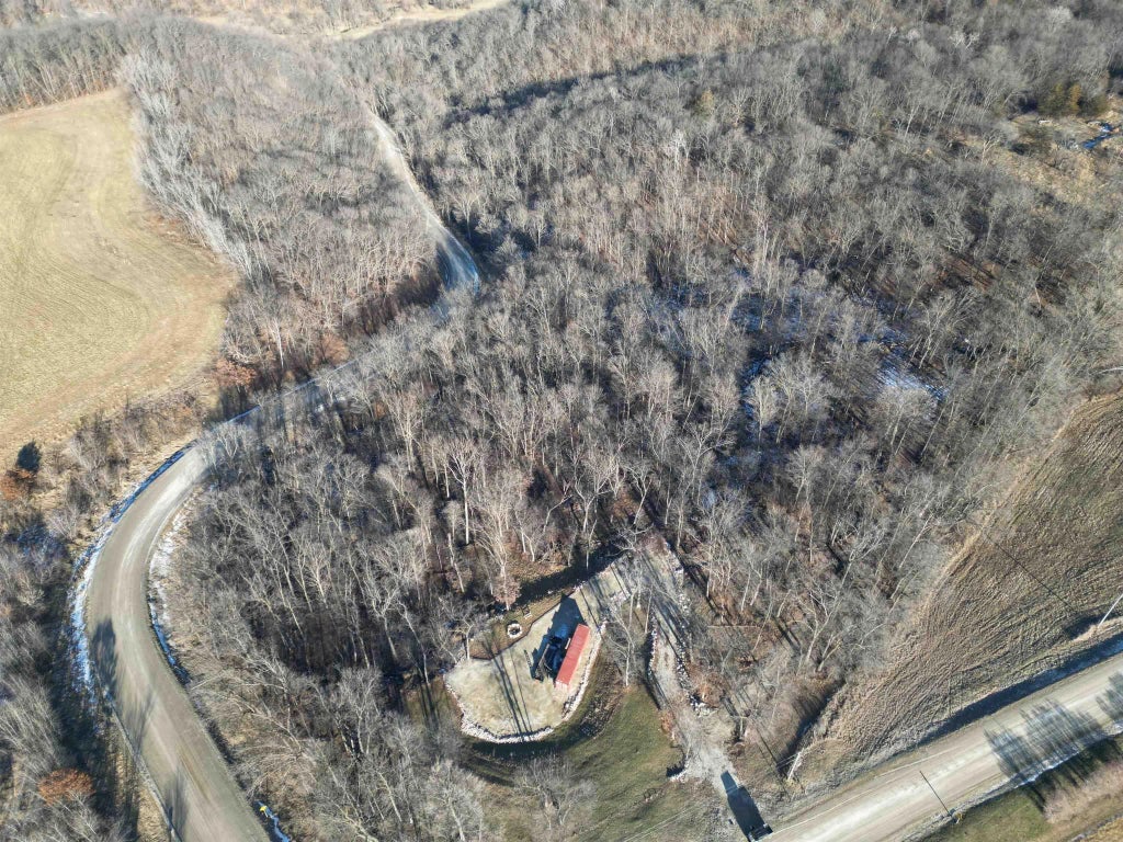 186 Ellingson Bridge Dr., Decorah