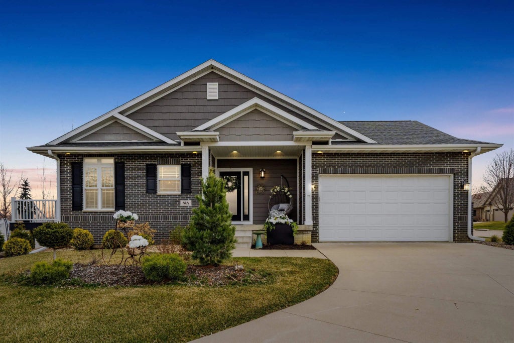 1021 Lake Ridge Drive, Cedar Falls