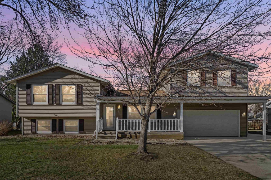 860 Juniper Drive, Waterloo