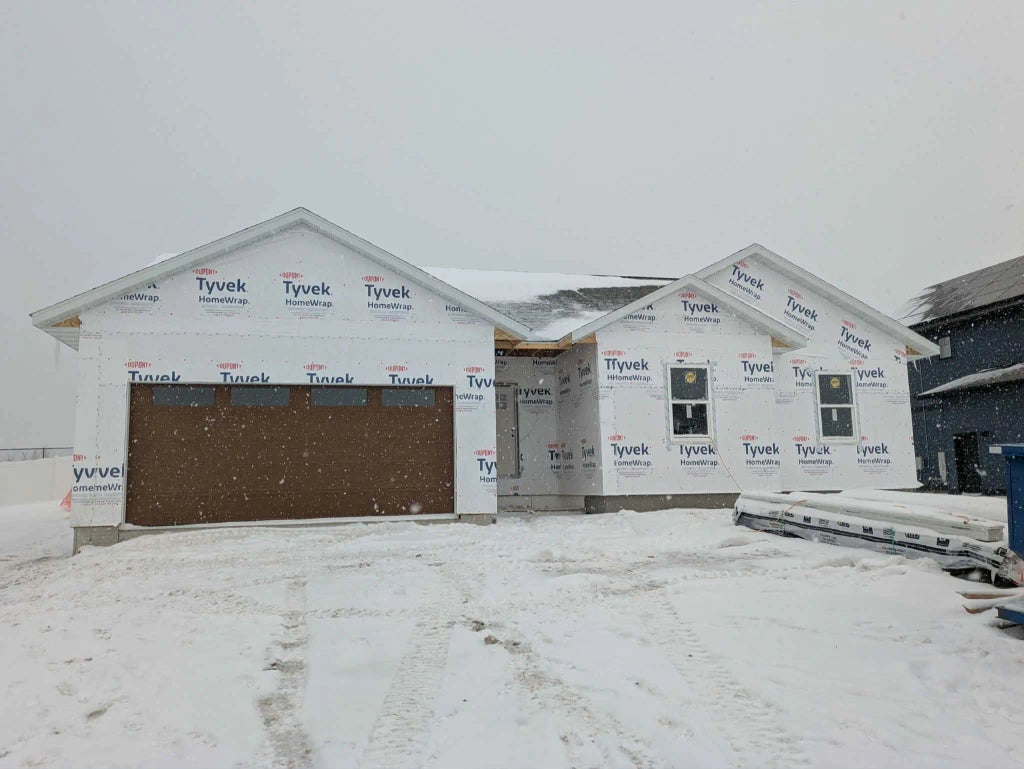 553 Massman Drive, Decorah