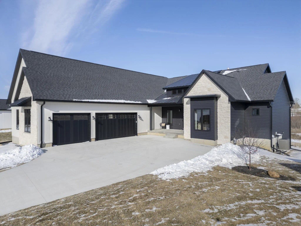 1708 Yale Parkway, Cedar Falls