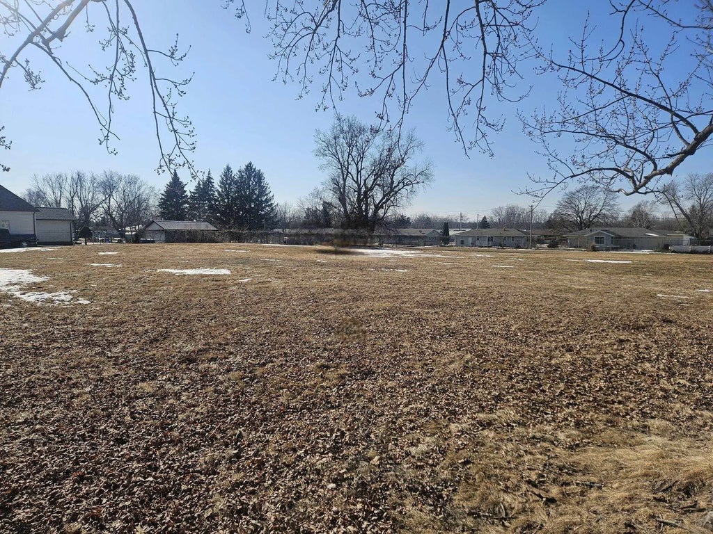 28-91-9 Former Southside School, Oelwein