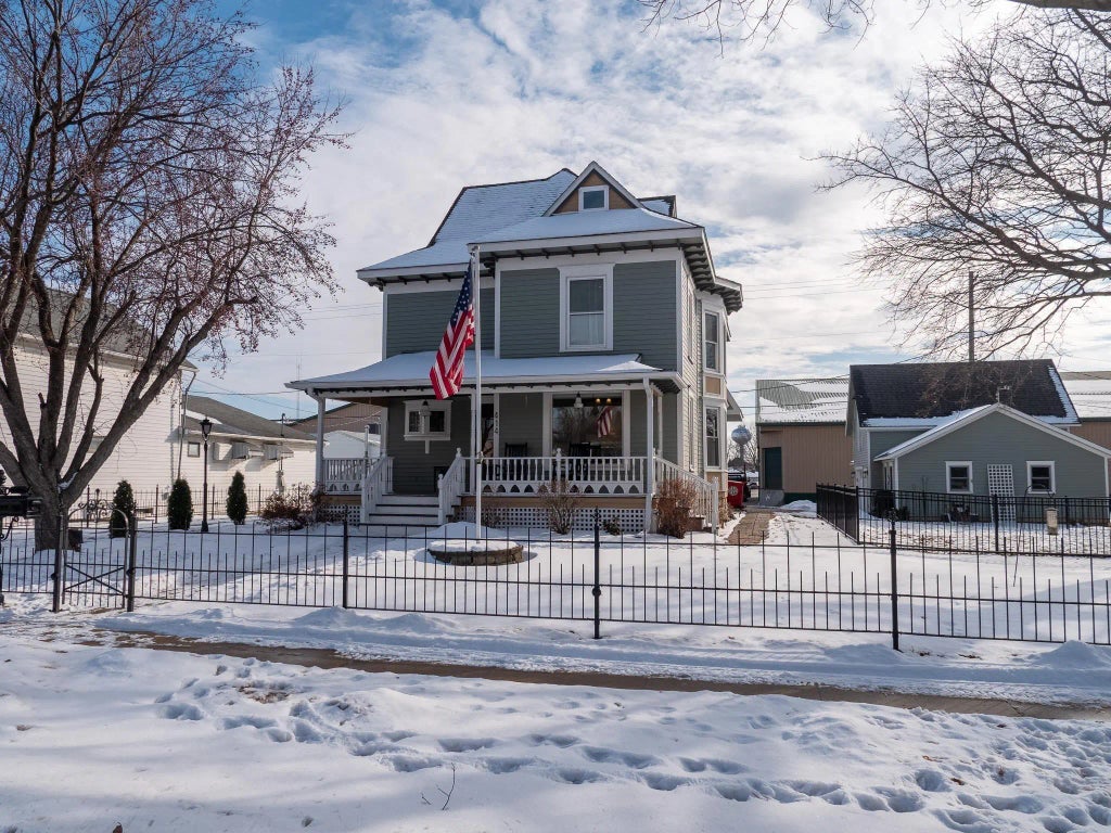 414 Chase Street, Osage