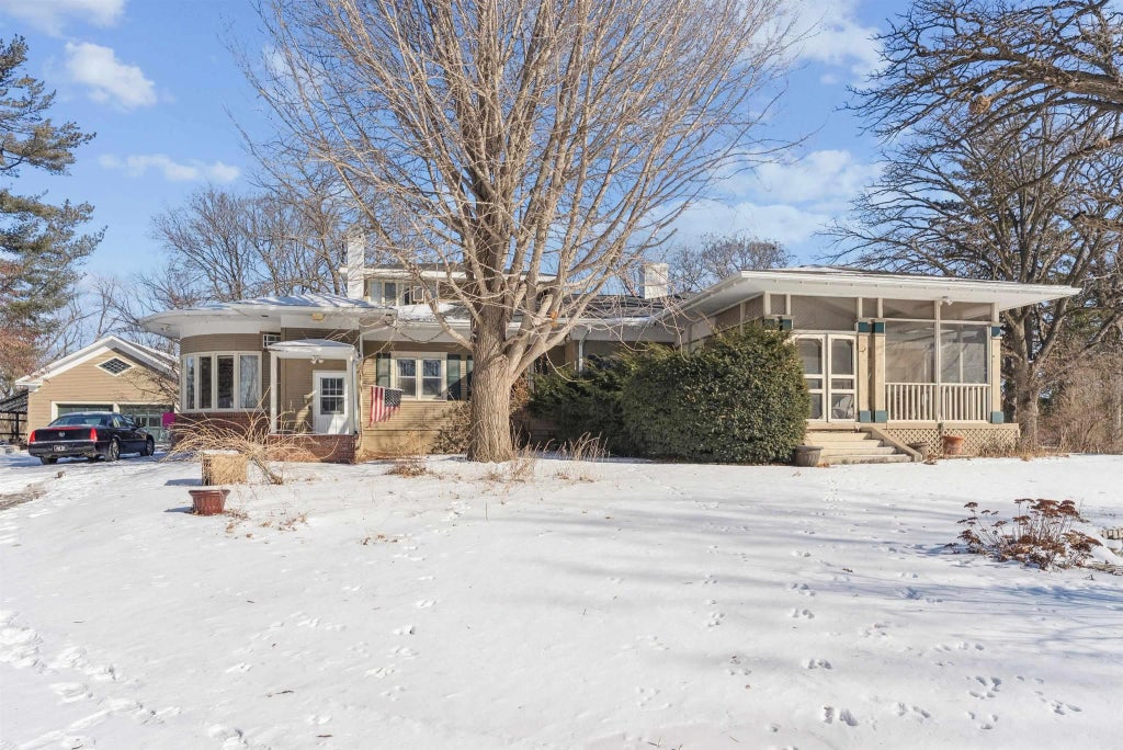 514 Columbia Circle, Waterloo