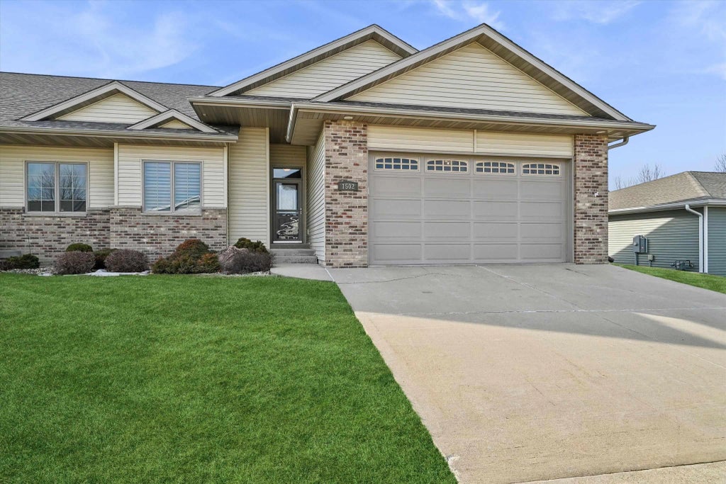 1502 Se 1st Street, Waverly