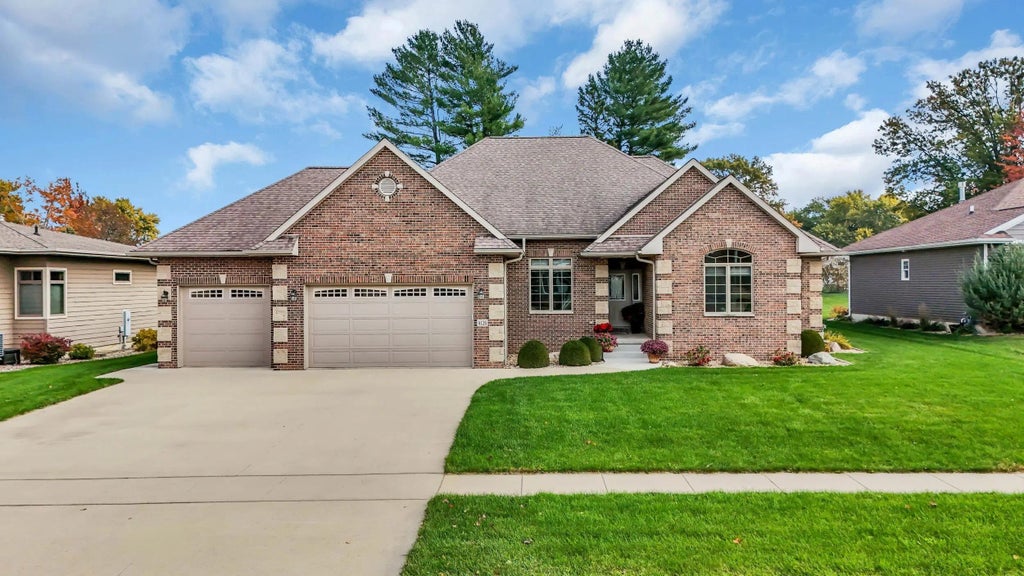 4126 Deena Drive, Cedar Falls