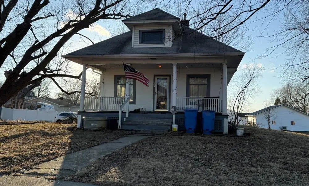 207 7th Street, Grundy Center