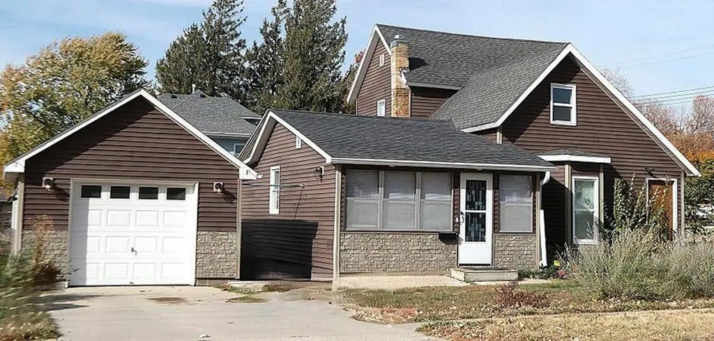 901 11th Street, Grundy Center