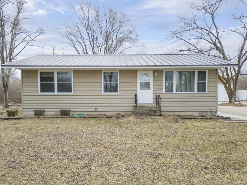 7144 Big Woods Road, Cedar Falls