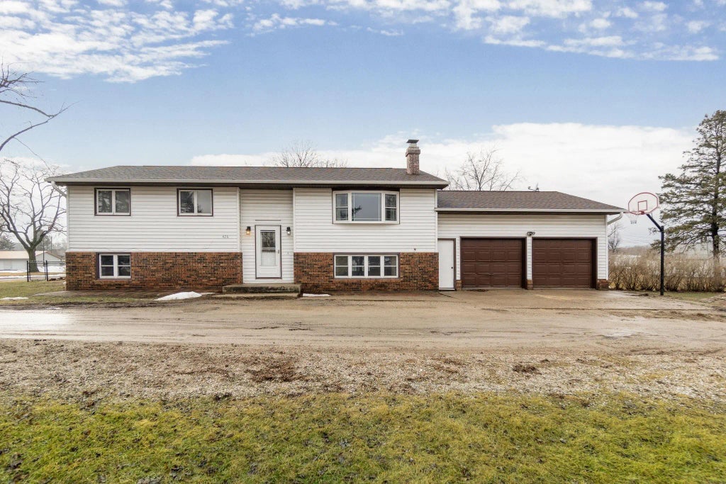 426 Ash Street, Fredericksburg Property Listing: MLS® #20261064