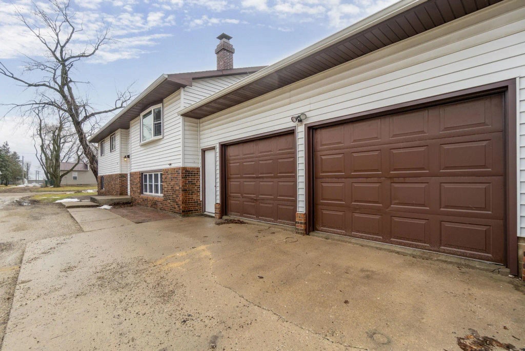 426 Ash Street, Fredericksburg Property Listing: MLS® #20261064