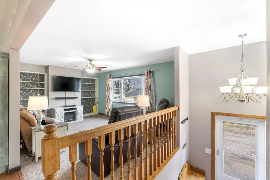 426 Ash Street, Fredericksburg Property Listing: MLS® #20261064